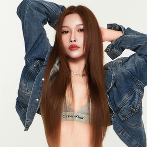 Nghệ sĩ 2